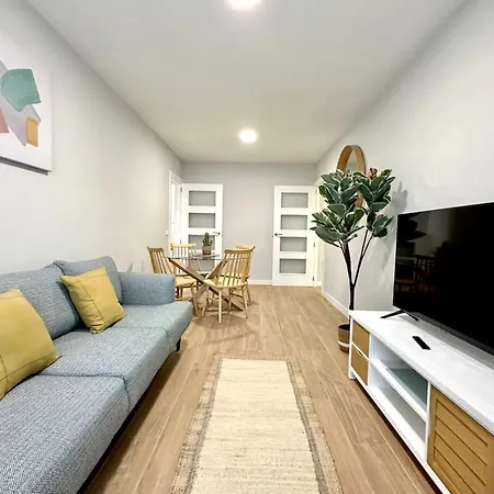 Apartamento Espacoso E Luminoso * Lisboa